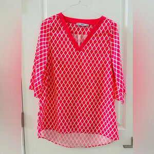 Retro Threads tunic size large coral white